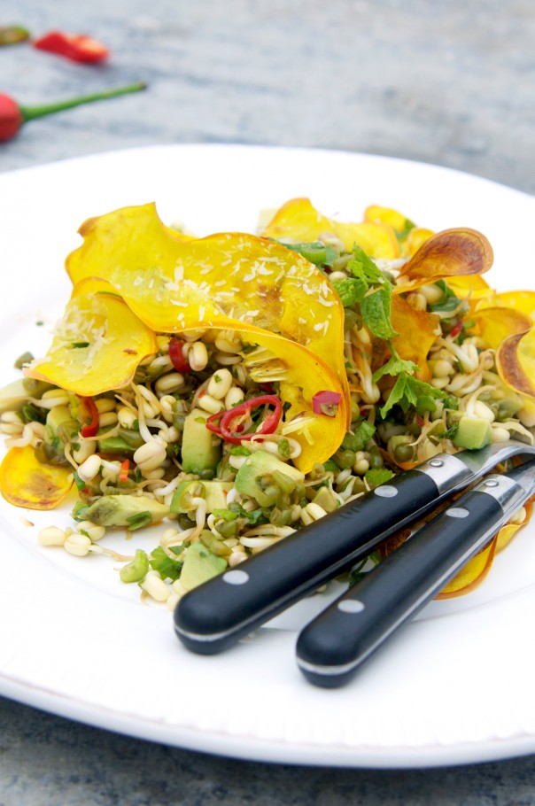 Magical mung bean sprouts + zucchini coconut chips at Earthsprout.com